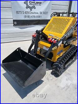 Mini Skid Steer Stand-on AGT CRT23 Loader Crawler 23HP