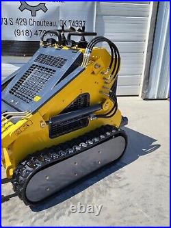 Mini Skid Steer Stand-on HX380 Loader Crawler 23HP