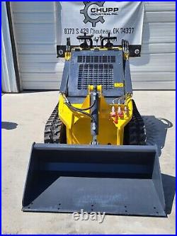 Mini Skid Steer Stand-on HX380 Loader Crawler 23HP