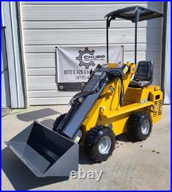 Wheeled Mini Skid Steer EGN EG80 Loader Crawler 13.5HP