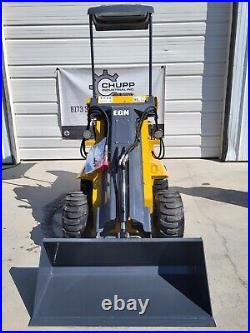 Wheeled Mini Skid Steer EGN EG80 Loader Crawler 13.5HP